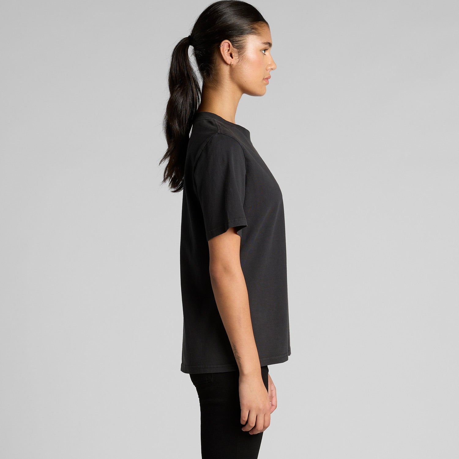 Women’s Heavy Faded Tee | Arena Custom Blanks - Arena Prints - Modeled Shot - Side